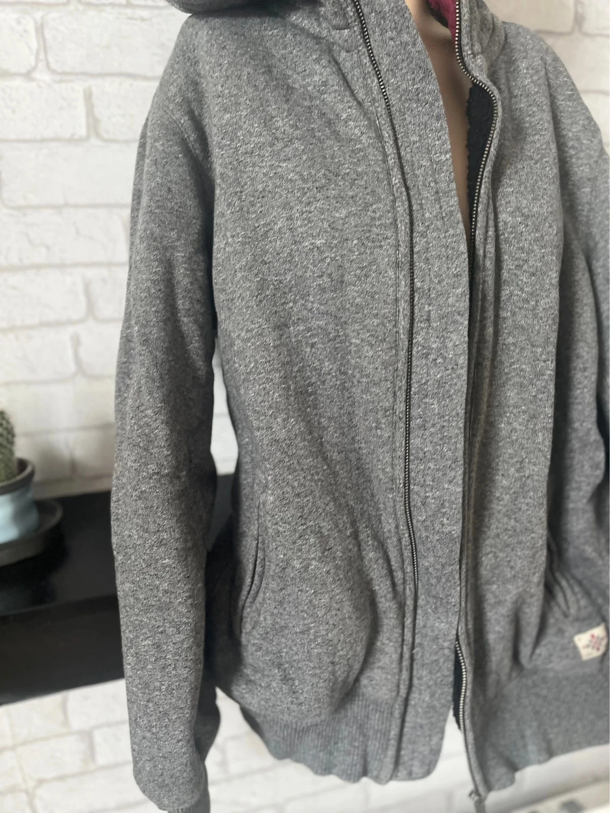 Veste zíper cinza mesclado com capuz – estilo casual chique confortável tamanho 40 – photo 3